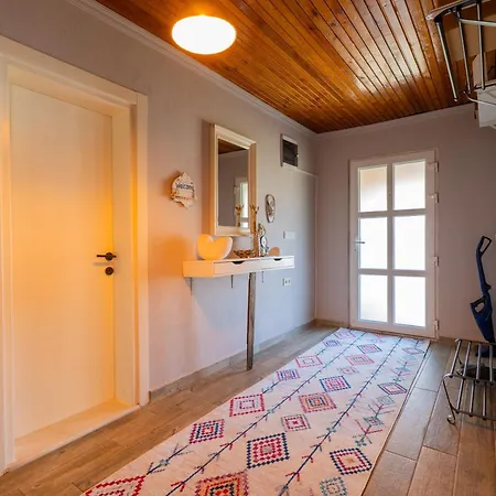 Nar Alacati Private Jacuzzi House * Çeşme