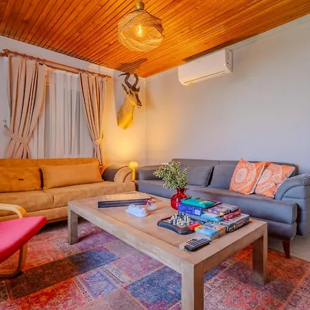 Nar Alacati Private Jacuzzi House Çeşme